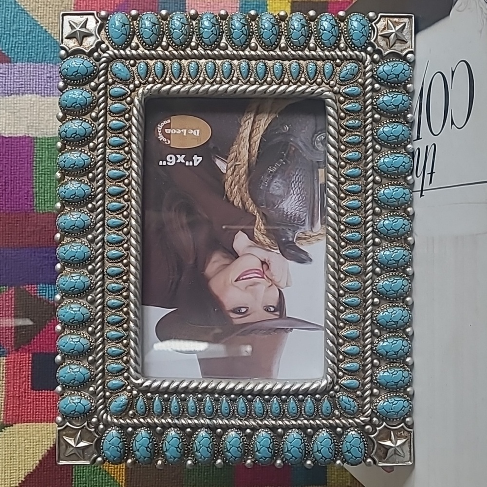 NWT SOUTHWESTERN TURQUOISE AND SILVER PICTURE FRAME - Picture 2 of 5